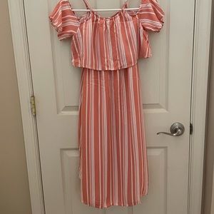 Flowing hi/lo skort w off shoulder sleeves/:traps